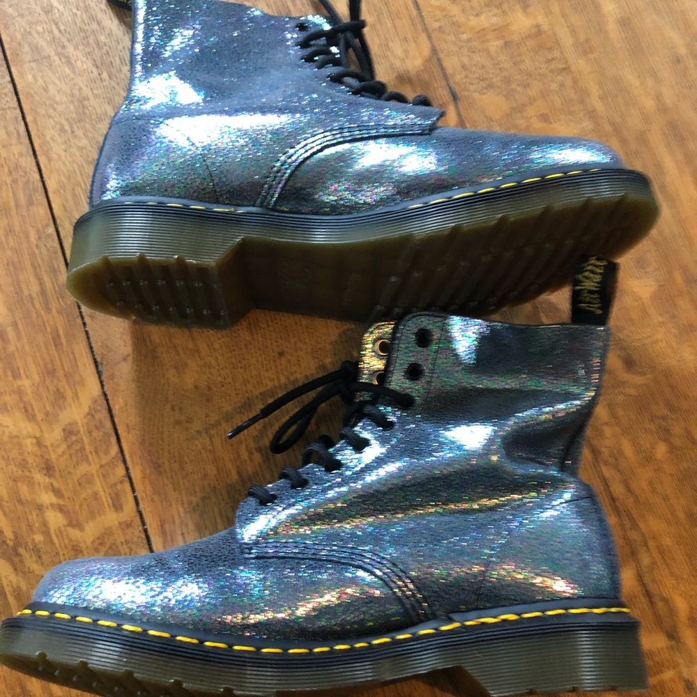 Dr. Marten iridescent and rare